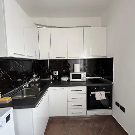 Appartement Dennys At Blloku Tirana